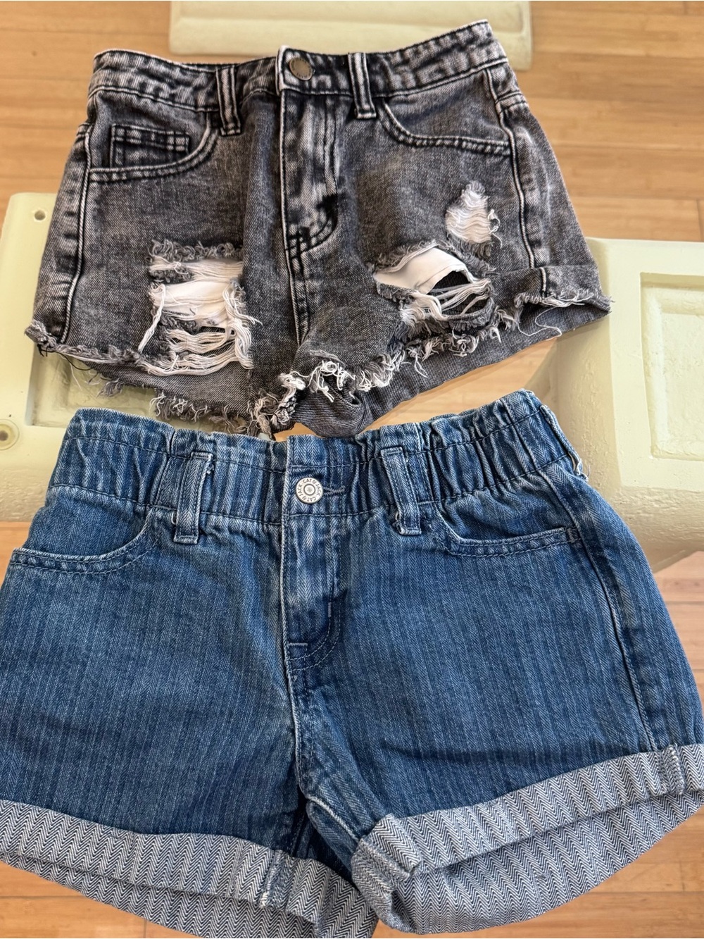 Girls bundle shorts size 8